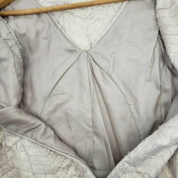 Line & Dot Mini Dress Rose Gold Faux Fur Large - Picture 4 of 5